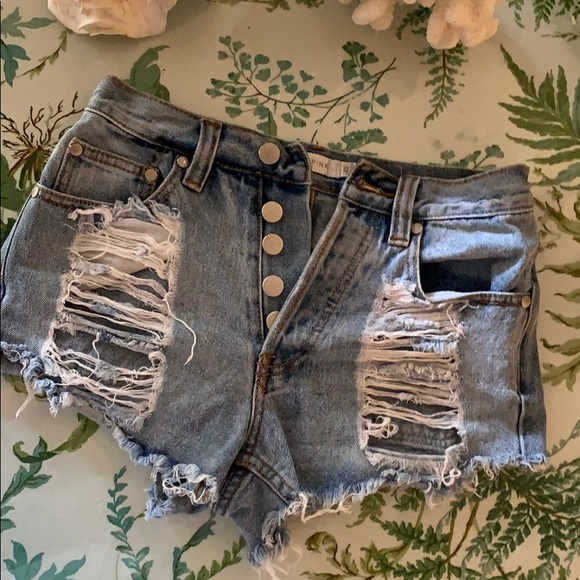 MINKPINK Denim Shorts | XS - Picture 2 of 6